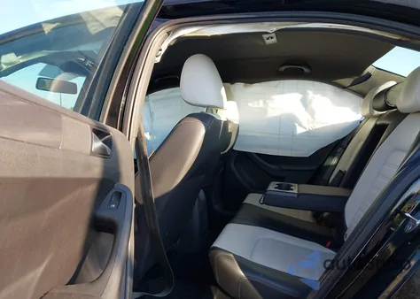 2016 Volkswagen Jetta 1.8T Sport z USA, uszkodzony, nr VIN 3VWD17AJ5GM411154